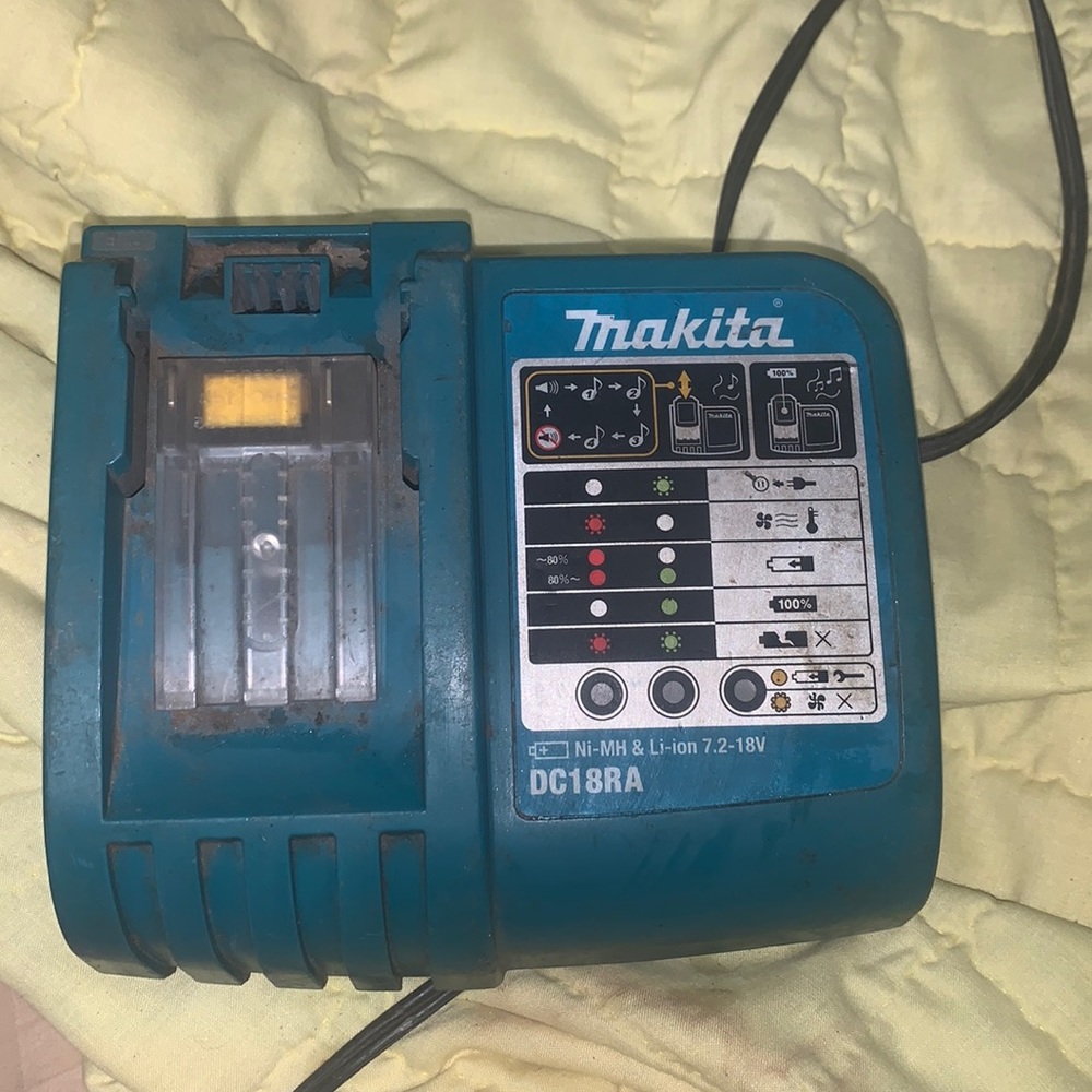 Makita battery charger